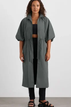 Short Sleeve Zipped Jacket 781