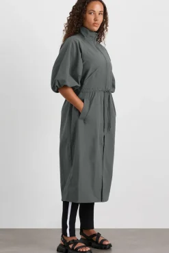 Short Sleeve Zipped Jacket 781