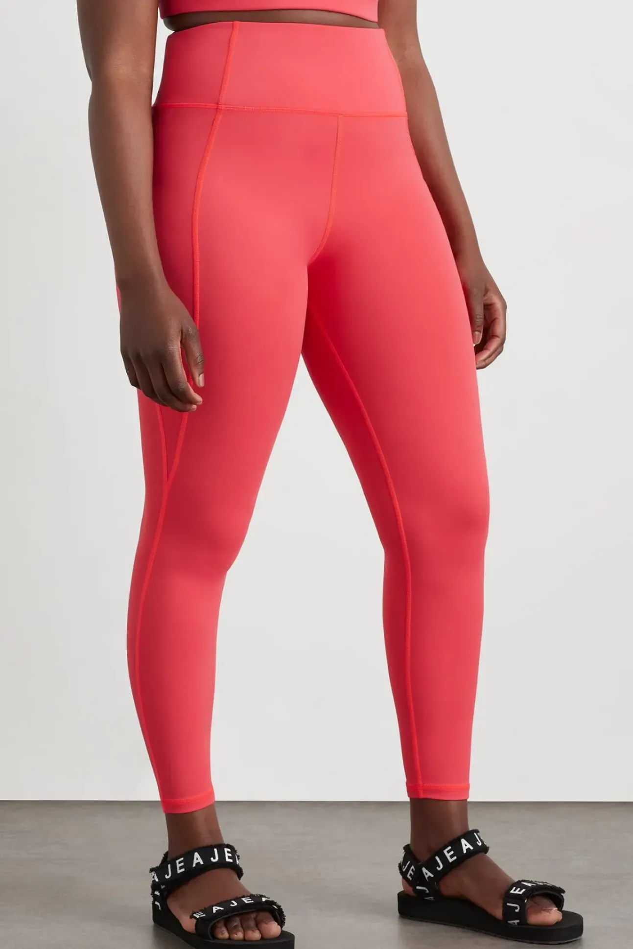 Signature 7/8 Legging 203