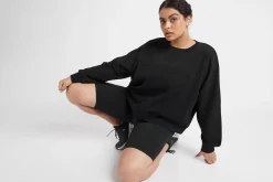 Signature Embossed Logo Crew Jumper 401