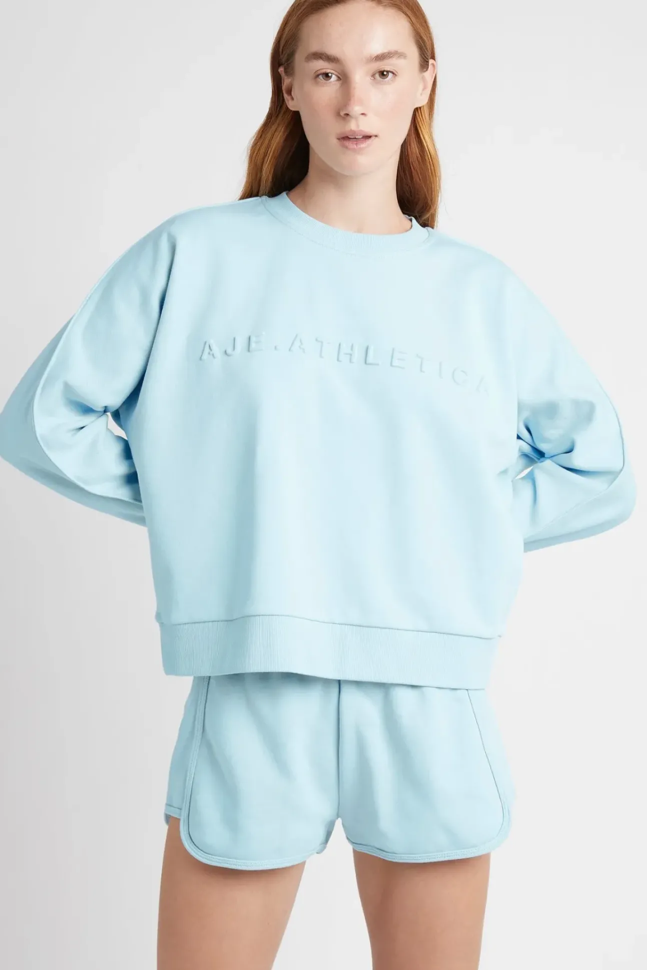 Signature Embossed Logo Crew Jumper 401