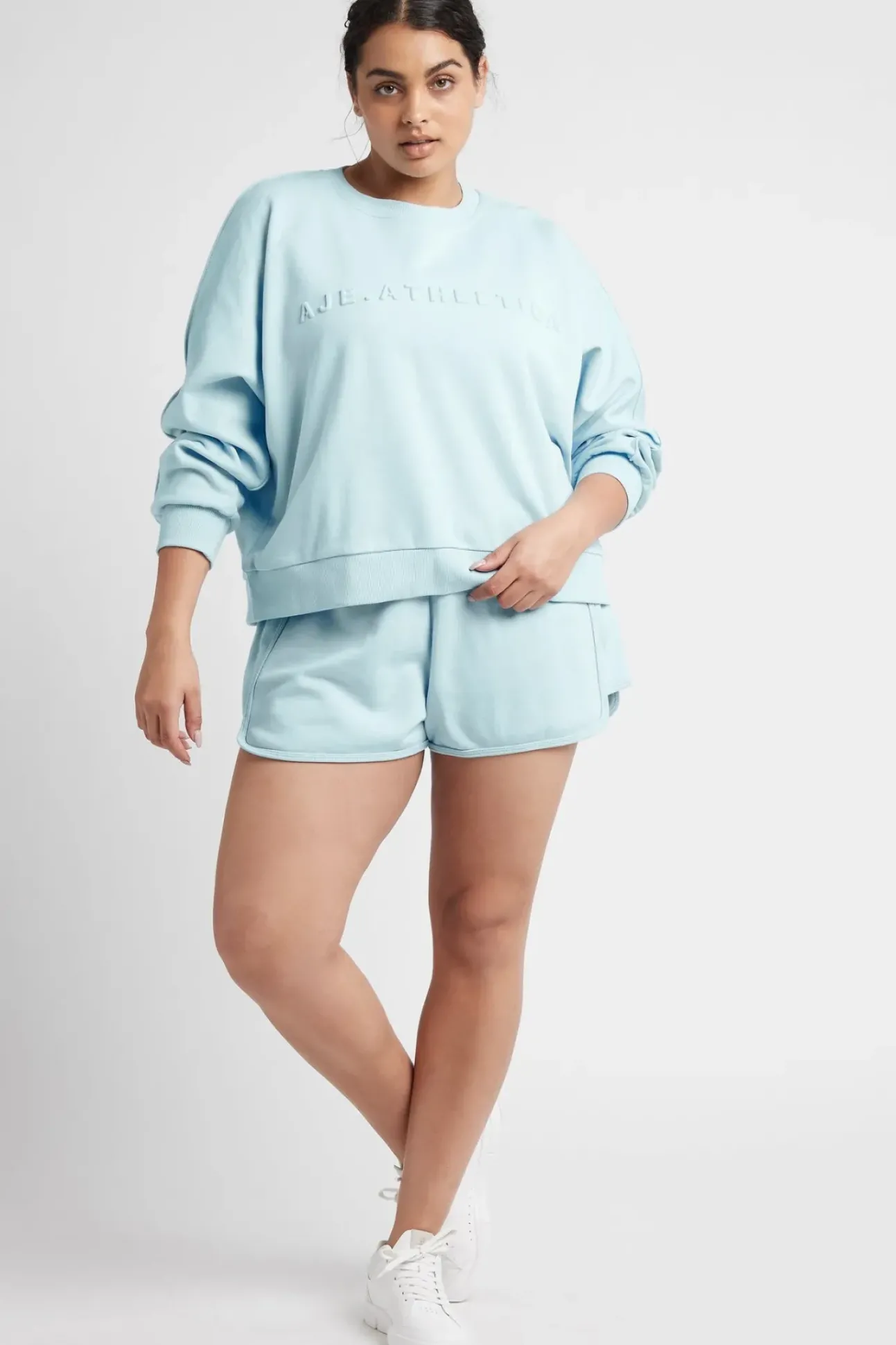 Signature Embossed Logo Crew Jumper 401