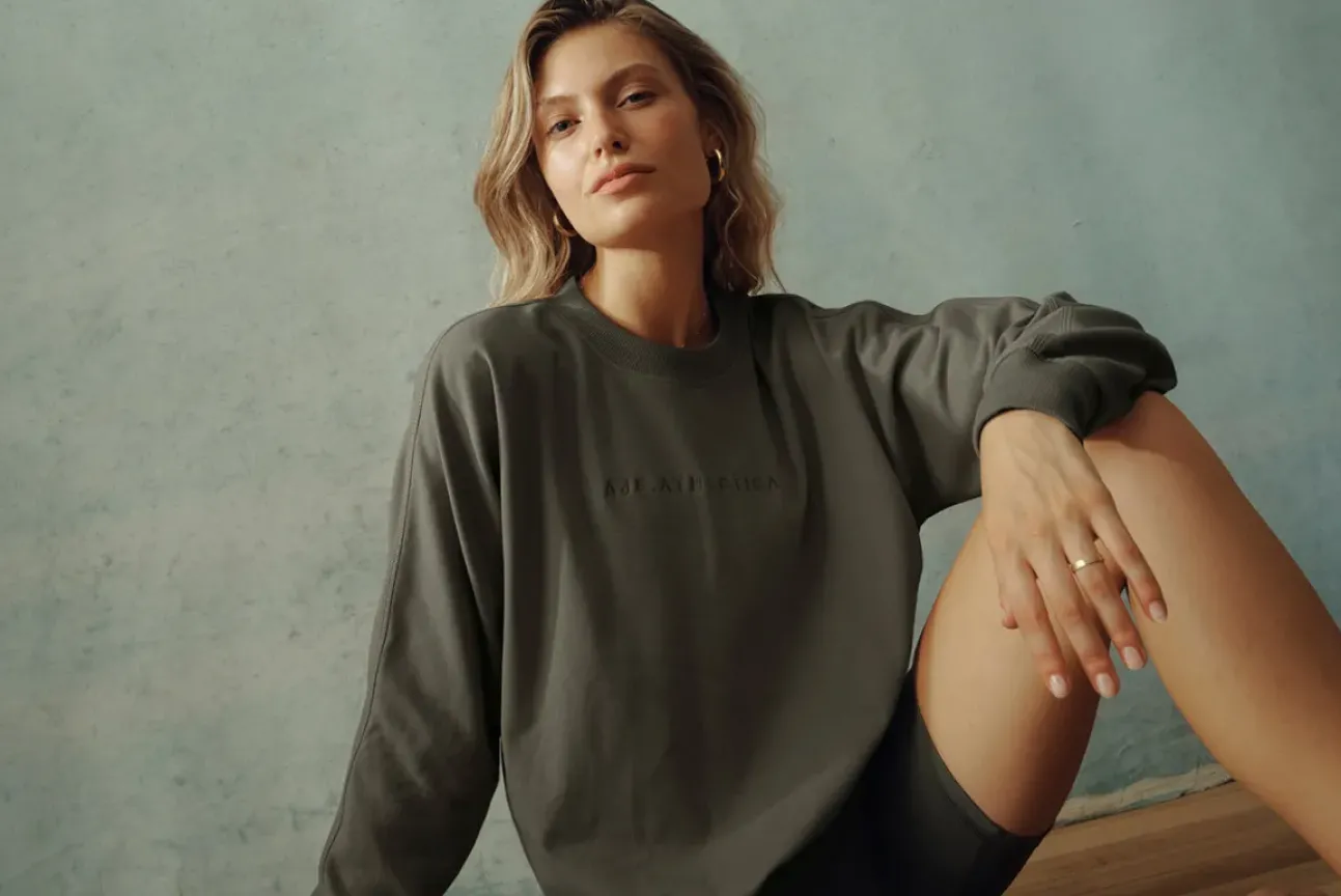 Signature Logo Sweatshirt 122