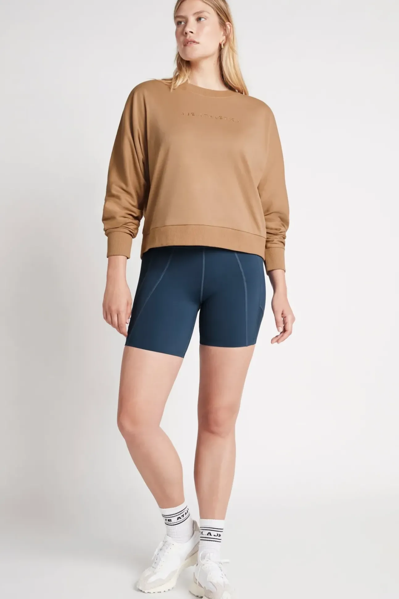 Signature Logo Sweatshirt 122