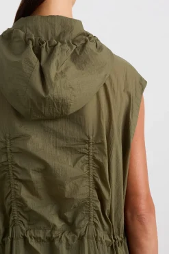 Sleeveless Hooded Trench 783