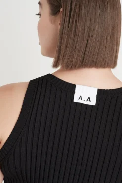 Slim Knitted Tank 107