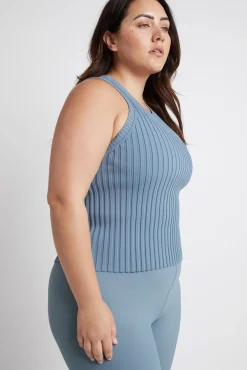 Slim Knitted Tank 107