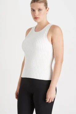 Slim Knitted Tank 107