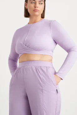 Twist Front Long Sleeve Crop Top 328