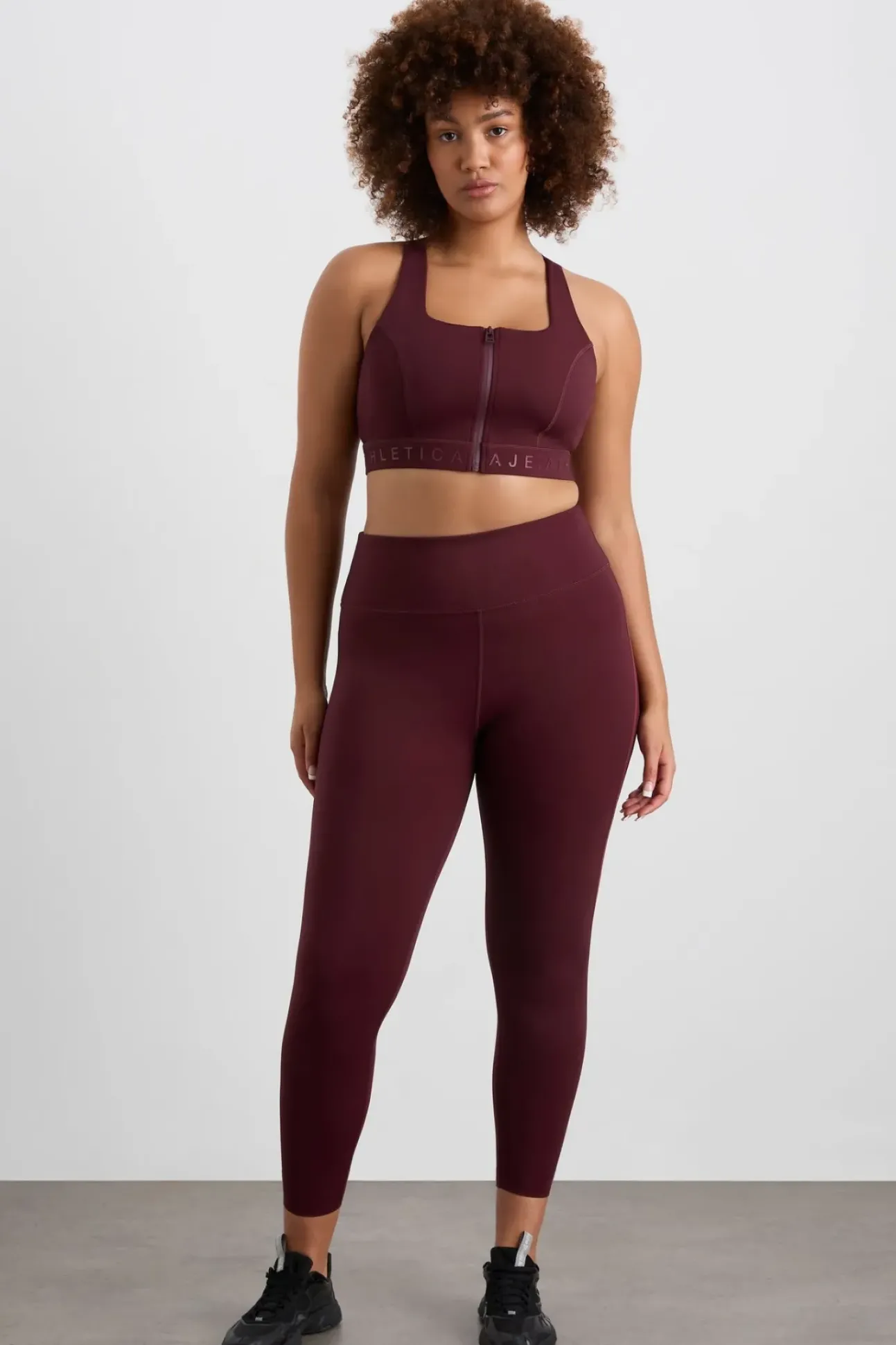 Zip Front Logotape Sports Bra 319